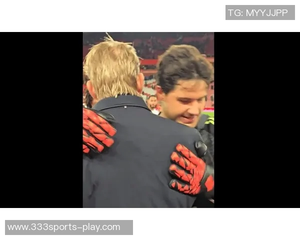 费迪南德称赞拉门斯稳定表现提升全队信心助力战胜桑德兰